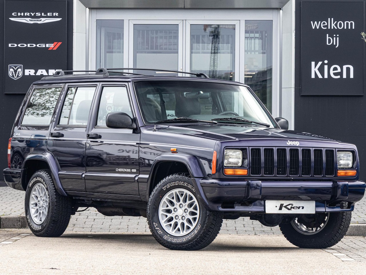Jeep Cherokee - 4.0i Classic | Leder | Automaat | 4.0 V8 | Elektrische stoelen | Cruise Control - AutoWereld.nl