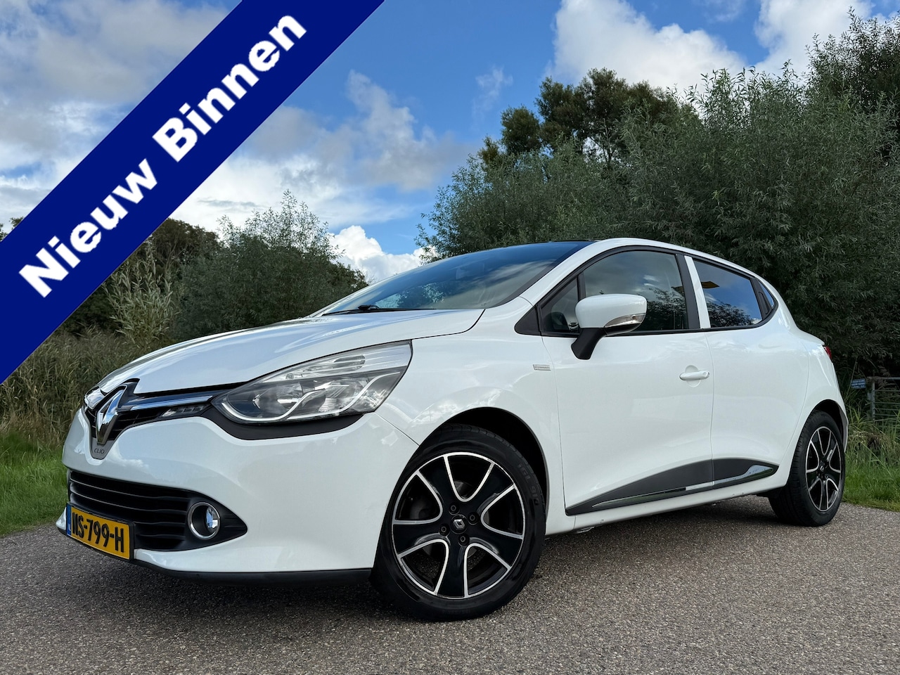 Renault Clio - 0.9 TCe Dynamique / Panoramadak / slechts 91.652 km / Navi / 16" Velgen / Airco / PDC / Cr - AutoWereld.nl
