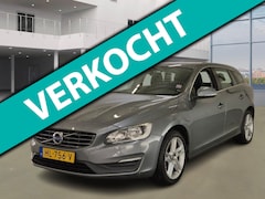 Volvo V60 - 2.4 D6 Twin Engine Momentum NAVI PSENSOR CRUISE TREKHAAK 2 X SLEUTELS