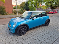 MINI 3-Deurs - 1.6 Cooper Pepper Saint Tropez Edition
