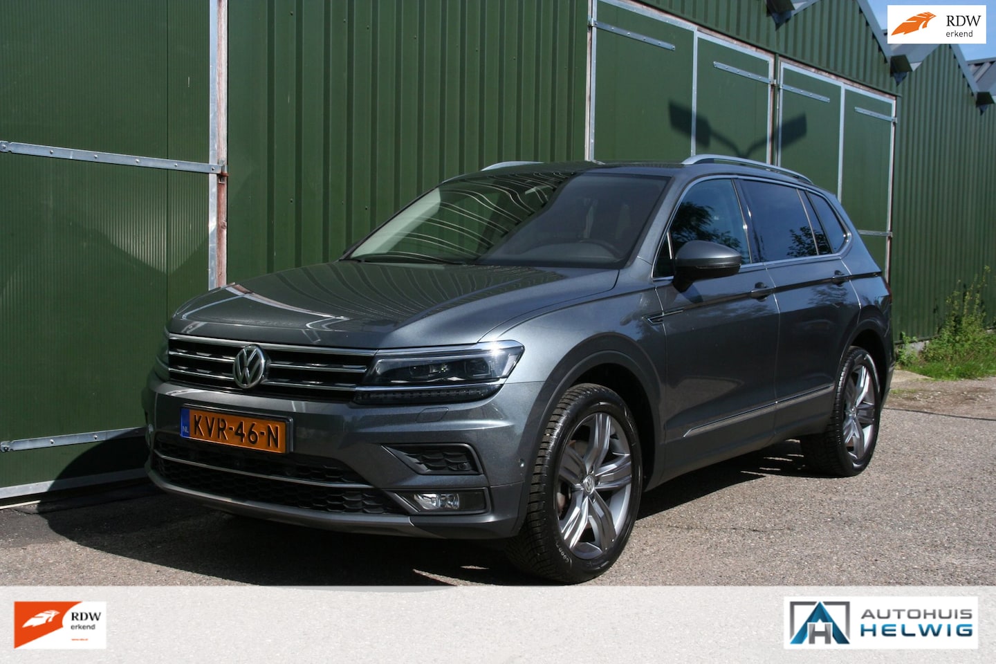Volkswagen Tiguan Allspace - 1.4 TSI Highline Business 7 persoons. LEER, NAVI, PANO, CLIMA, TREKHAAK - AutoWereld.nl