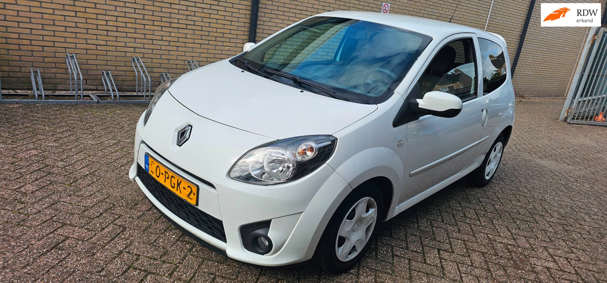 Renault Twingo - 1.2-16V Collection airco - AutoWereld.nl