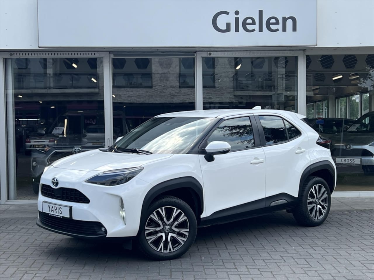 Toyota Yaris Cross - 1.5 Hybrid Active Plus | Lichtmetalen velgen, Apple CarPlay/Android auto, Parkeercamera, A - AutoWereld.nl