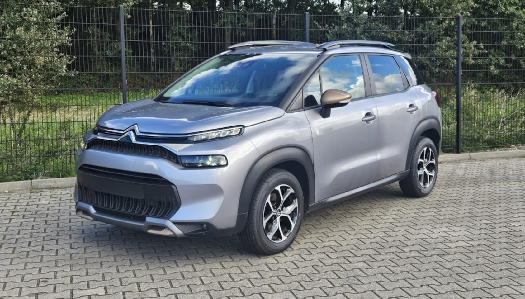 Citroën C3 Aircross - 1.2 PureTech SenS C-Serie Lage kmstand. - AutoWereld.nl