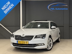 Skoda Superb Combi - 1.4 TSI ACT Style Business | Panorama dak | Leder |