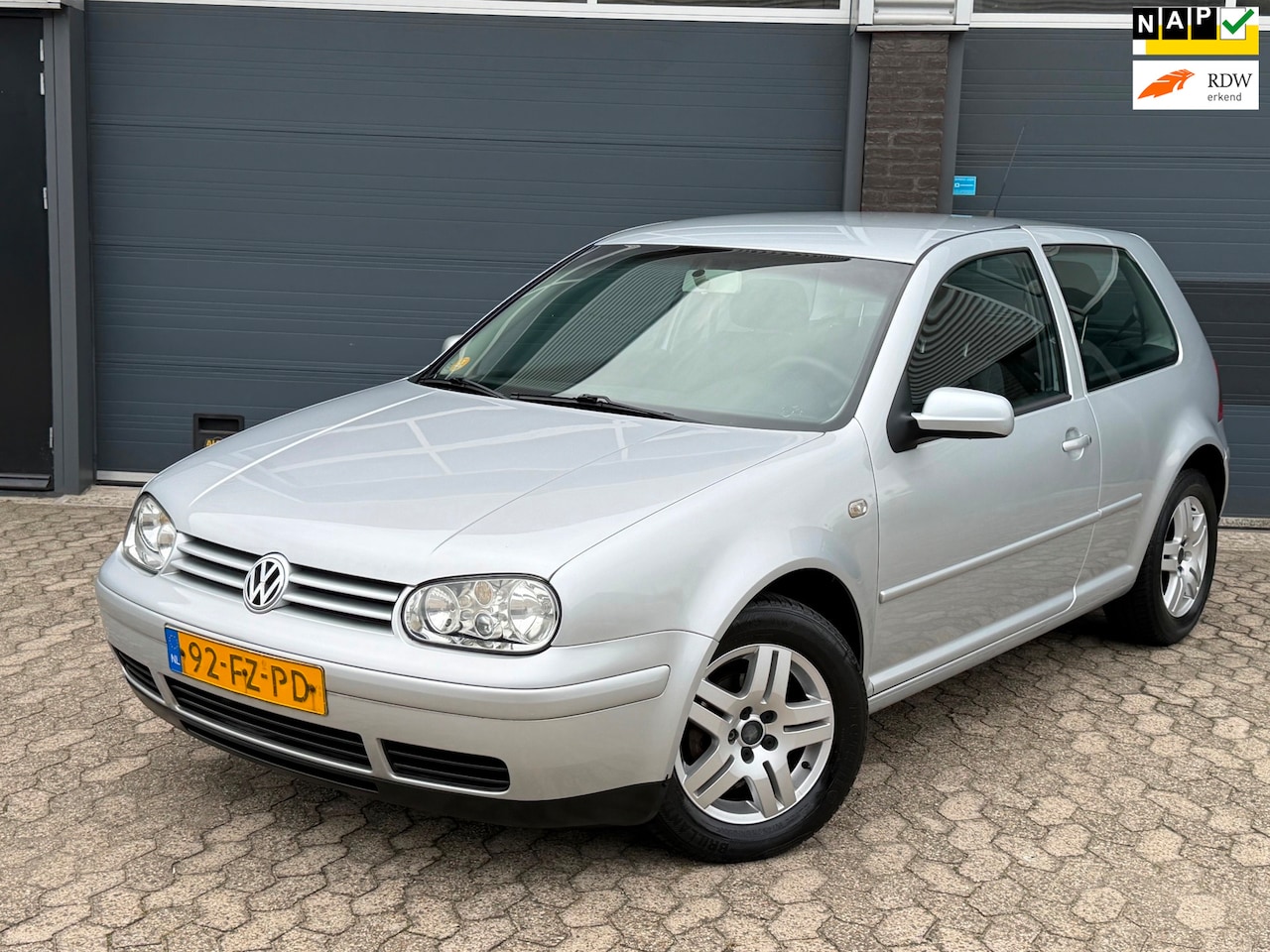 Volkswagen Golf - 1.6-16V Highline|CLIMA|CRUISE|NAP|APK|NETTE STAAT - AutoWereld.nl