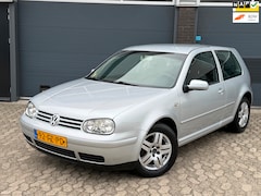 Volkswagen Golf - 1.6-16V Highline|CLIMA|CRUISE|NAP|APK|NETTE STAAT