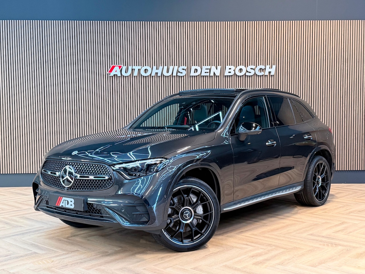Mercedes-Benz GLC-klasse - 400e 4MATIC AMG Line 381PK - Pano - AutoWereld.nl