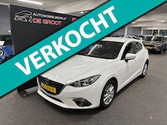 Mazda 3 - 3 2.0 Skylease NL-Auto met Navigatie, Climat Control, Cruise Control en LM-velgen