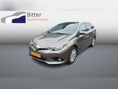 Toyota Auris Touring Sports - 1.2T Trend Facelift Panoramadak |Volledig Dealer Onderhouden