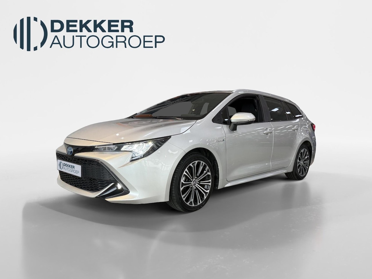 Toyota Corolla Touring Sports - 1.8 Hybrid First Edition Trekhaak! - AutoWereld.nl