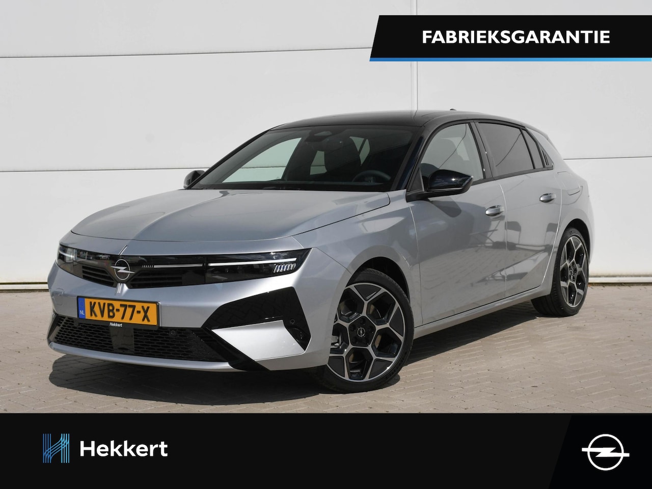 Opel Astra - Ultimate 1.6 Turbo Plug In Hybrid 195pk Automaat PANO-DAK | LED MATRIX | STOEL/STUURVERWAR - AutoWereld.nl