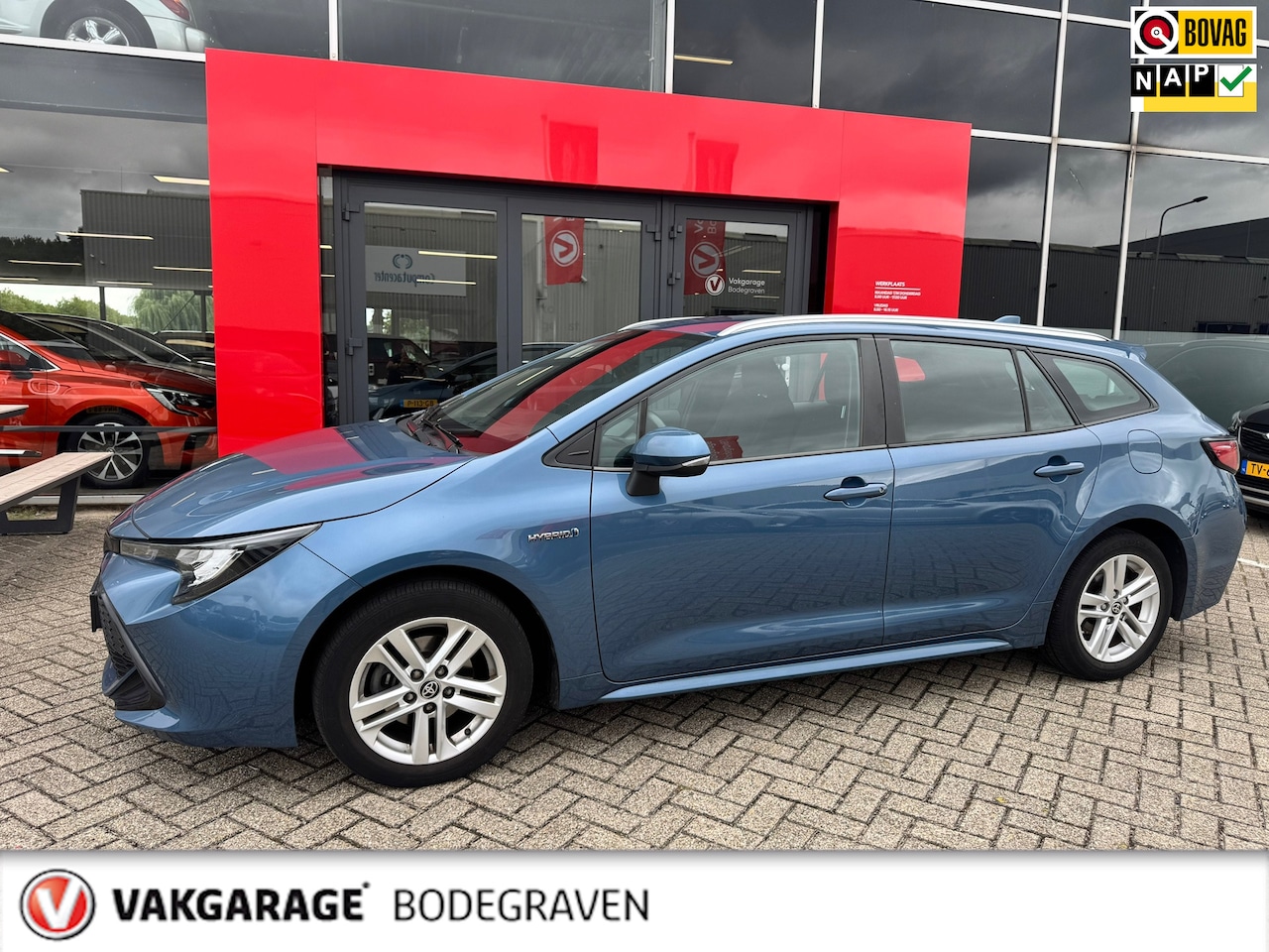 Toyota Corolla Touring Sports - 1.8 Hybrid Business | Apple Carplay/Android | Camera | - AutoWereld.nl