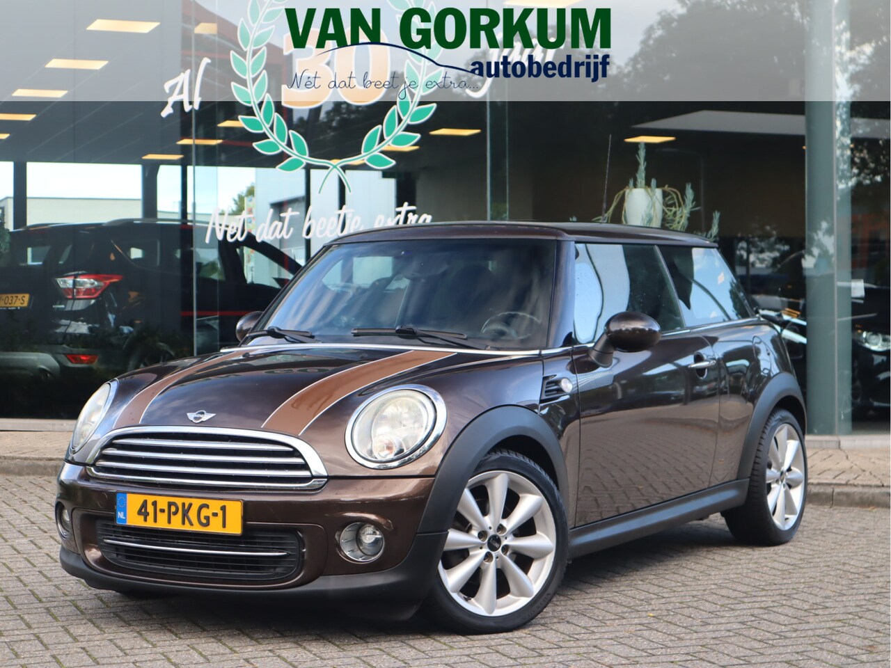 MINI 3-Deurs - 1.6 One MINIMALIST Business Line Airco / Elekramen / Stuurbekr / Supergoed onderhouden - AutoWereld.nl