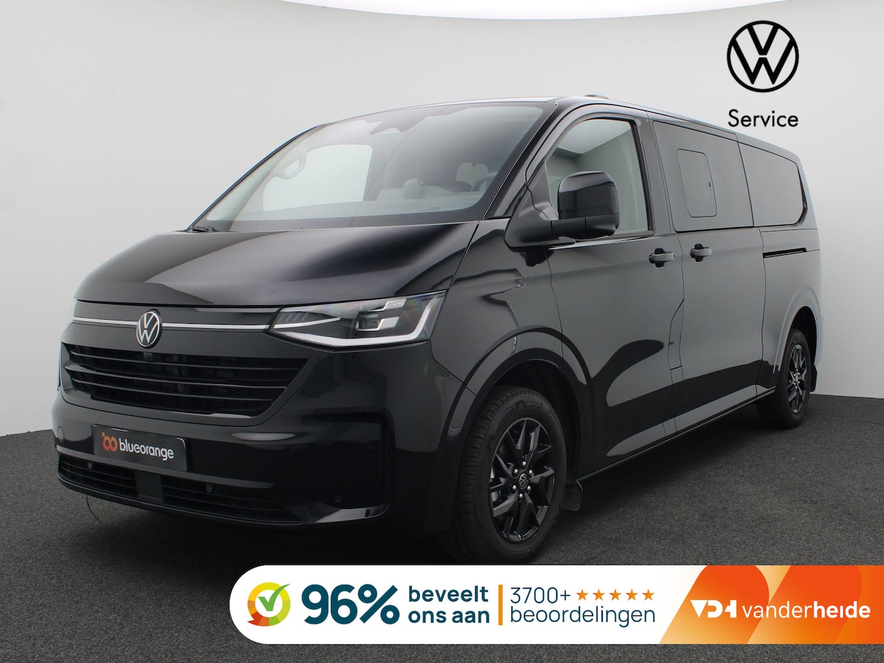 Volkswagen Transporter Caravelle - 2.5 L2H1 eHybrid Style 231PK Aut. Trekhaak, 360gr. Camera, Navi, Side Assist, Keyless, Mat - AutoWereld.nl