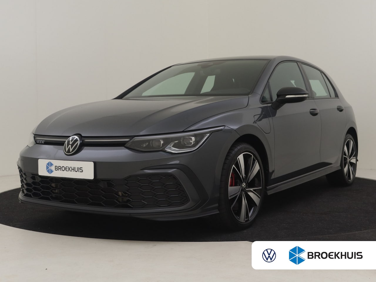 Volkswagen Golf - 1.4 eHybrid GTE 245PK DSG/AUTO | DCC Adaptive Onderstel | App connect | Stoel/stuurverwarm - AutoWereld.nl