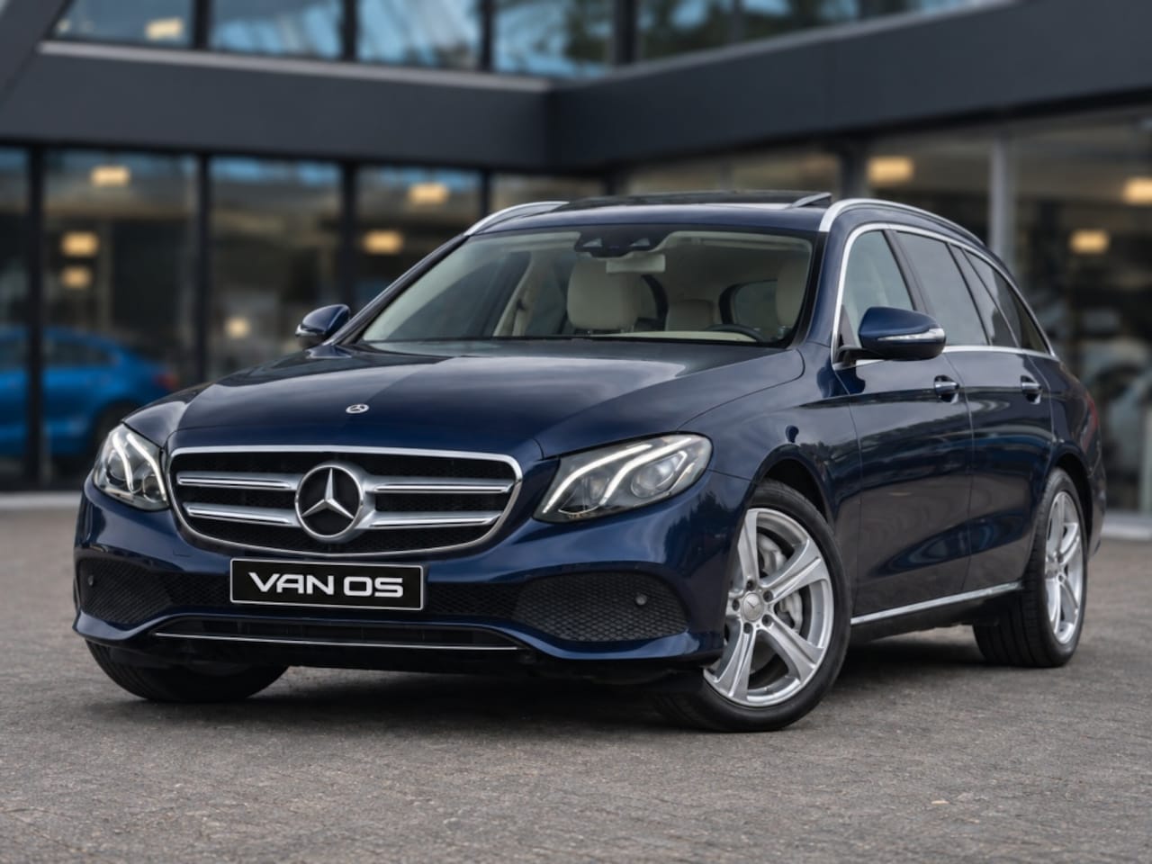 Mercedes-Benz E-klasse Estate - E 400 4MATIC | BTW | Memory | Leer | Cavansietblauw - AutoWereld.nl