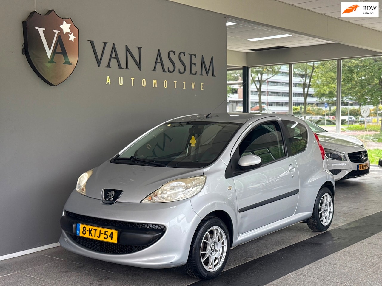 Peugeot 107 - 1.0-12V XR|LM VELGEN|APK 5-2027 - AutoWereld.nl
