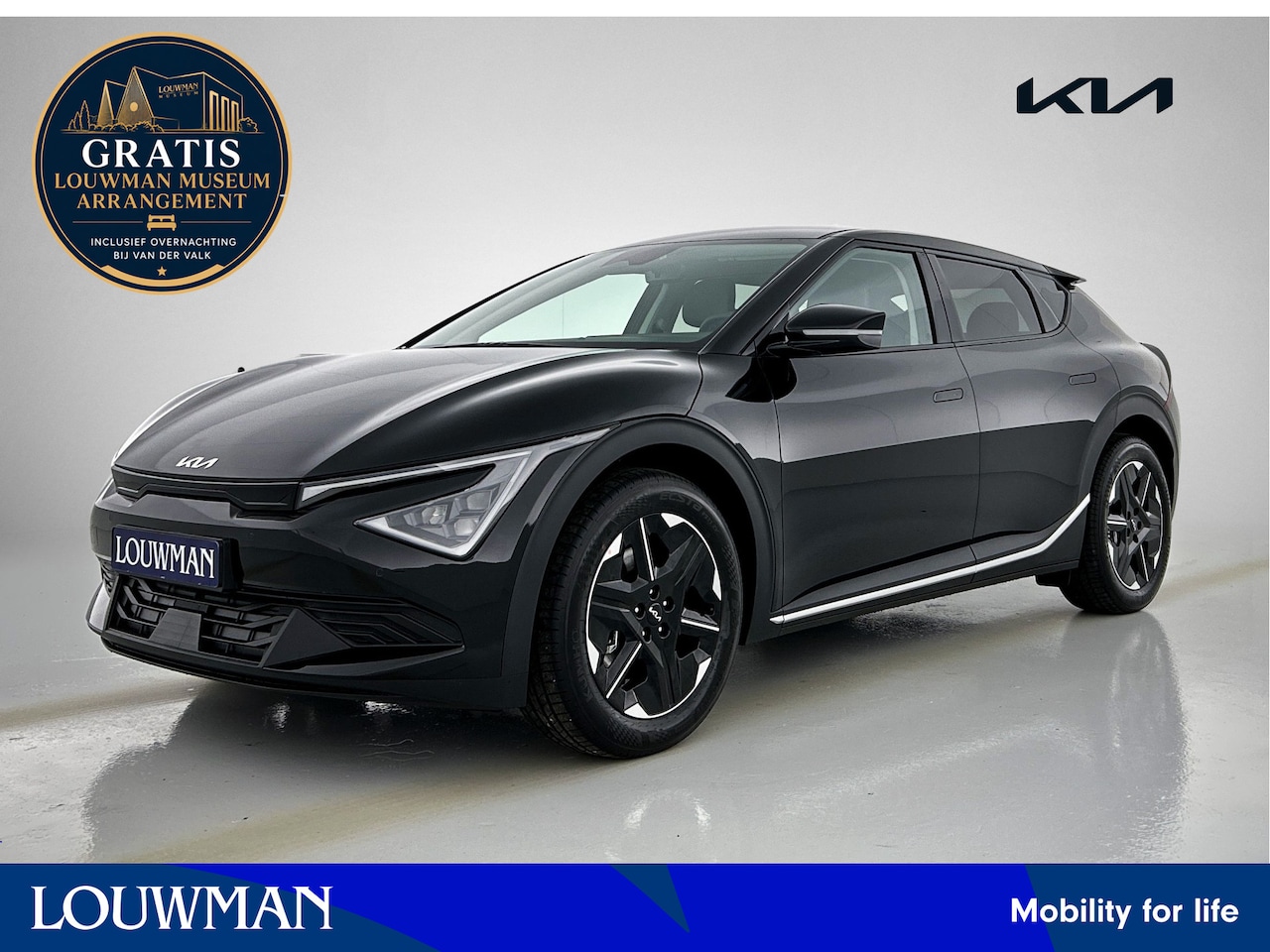 Kia EV6 - Light Edition 63 kWh Stoelverwarming | Stuurverwarming | Achteruitrijcamera Gratis-museum- - AutoWereld.nl