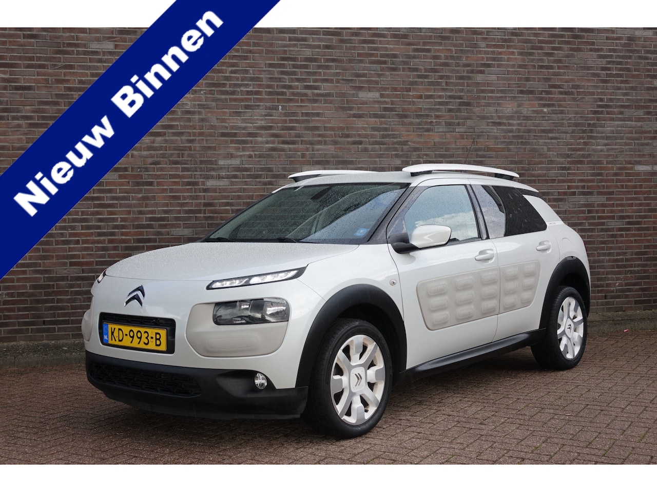 Citroën C4 Cactus - 1.2 PureTech Navigatie, camera, PDC, cruise controle, distributieriem v.v Keurige auto, ze - AutoWereld.nl