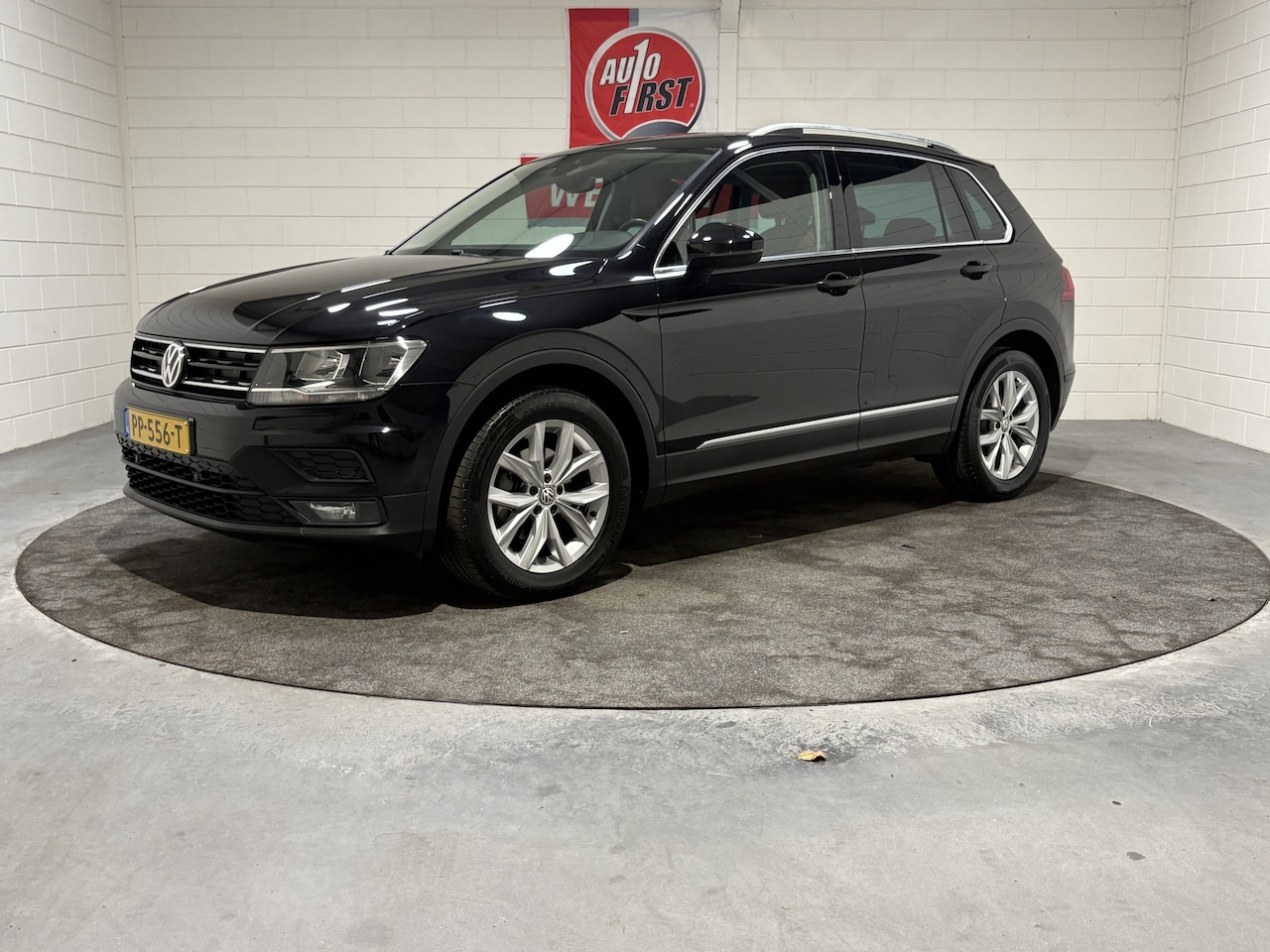 Volkswagen Tiguan - 1.4 TSI ACT Comfortline Business 1.4 TSI ACT Comfortline Business, Org NL auto, Lage km stand, Nieuwstaat, Clima, Cruise, 1 - AutoWereld.nl