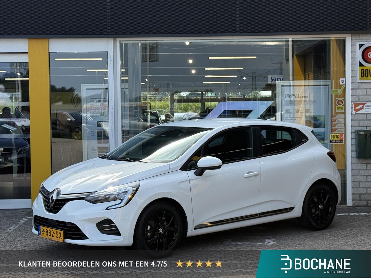 Renault Clio - 1.6 E-Tech Hybrid 140 Zen | Navigatie | Cruise Control | Parkeersensoren | LED | DAB | Lic - AutoWereld.nl