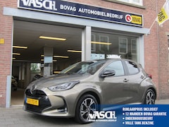 Toyota Yaris - 1.5 Hybrid 115 First Edition All-In Prijs Bi-Tone