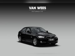 BMW 3-serie - 320i Business Line | 2e eigenaar | Origineel NL | Cruise control | Navigatie Professional