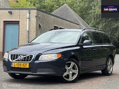 Volvo V70 - 1.6 T4 Limited Edition/TREKHAAK/STLVW/LMV/OH
