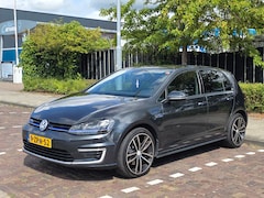 Volkswagen Golf - 1.4 TSI GTE