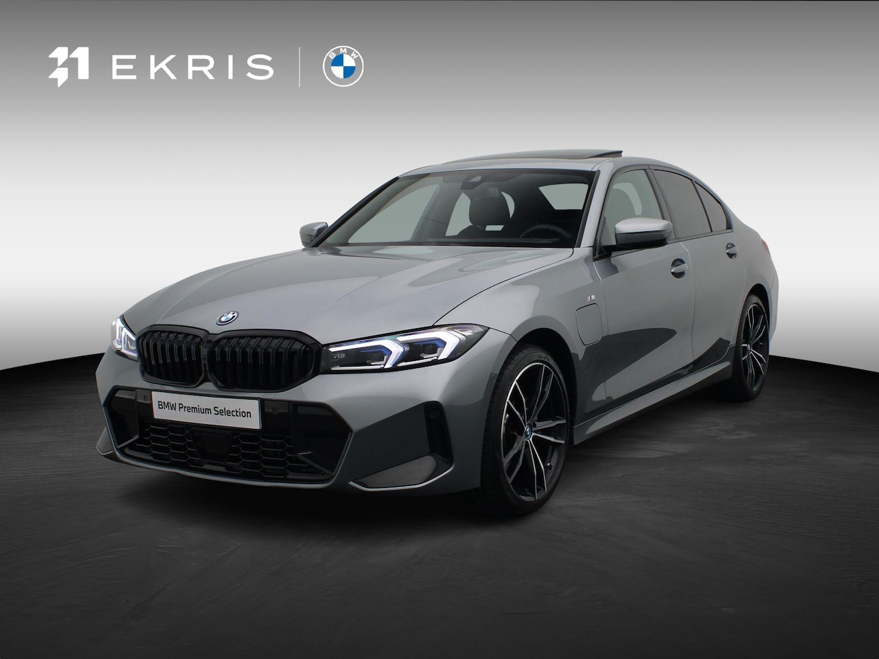 BMW 3-serie - Sedan 330e M Sportpakket | Travel Pack | Innovation Pack | Stuurwielrand Verwarmd | Schuif - AutoWereld.nl