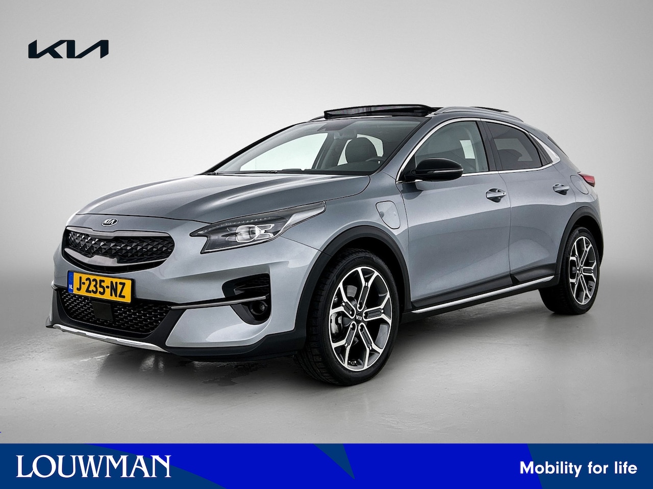 Kia XCeed - 1.6 GDi PHEV ExecutiveLine Stoelverwarming en verkoeling | Panoramadak | Navigatie - AutoWereld.nl