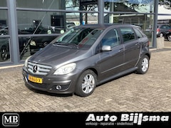 Mercedes-Benz B-klasse - 200 automaat, cruise, airco, parkeersensoren, trekhaak