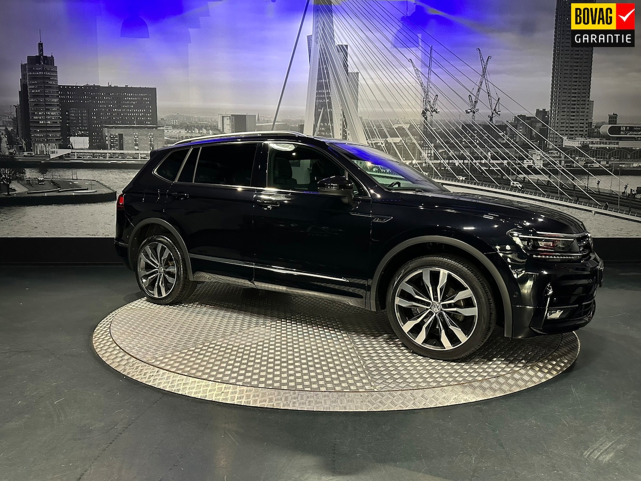 Volkswagen Tiguan Allspace - 1.5 TSI Highline Business R 7p. *NL-auto*1e eigenaar* - AutoWereld.nl