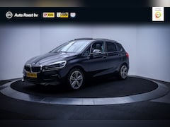 BMW 2-serie Active Tourer - 225xe iPerformance High Executive PANO | HEAD UP | LEDER | CAMERA | STOELVERW | NAVI | DAB