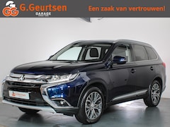 Mitsubishi Outlander - 2.0 Executive Edition 7-Persoons Trekhaak, Alcantara, Camera, Goed onderhouden, Stoelverwa