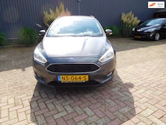 Ford Focus Wagon - 1.0 Titanium zeer nette auto