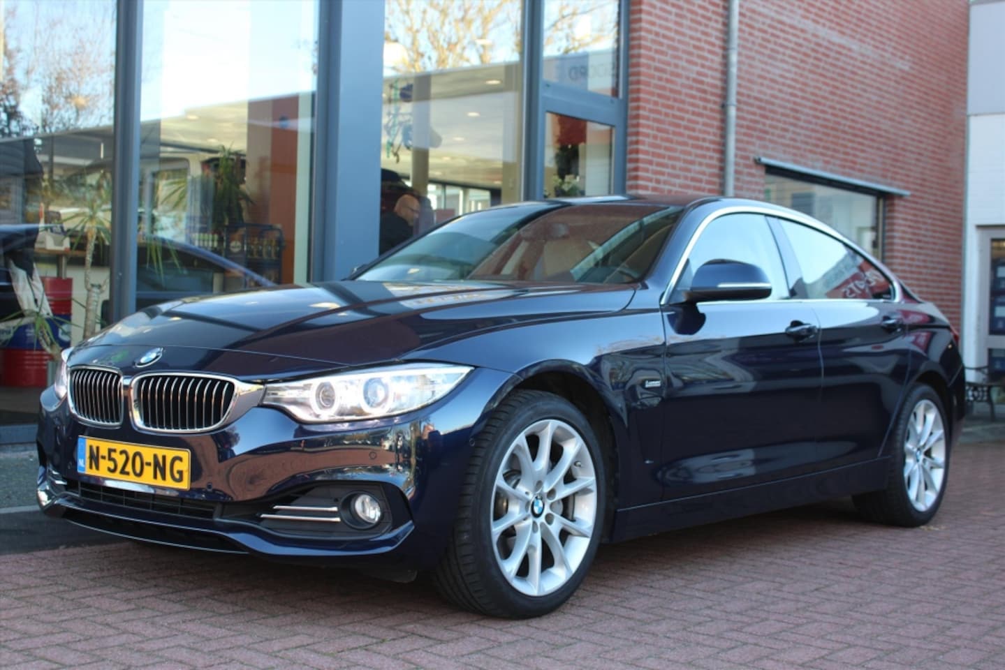 BMW 4-Serie - 435i xDrive Aut. | M-Sport | 306PK | Vol-Led | Wit-Leder | Memory | Navigatie | Camera | C - AutoWereld.nl