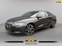 Audi A3 Limousine - 30 TFSI AUTOMAAT * Carplay * Optiek Zwart * Parkeersensoren