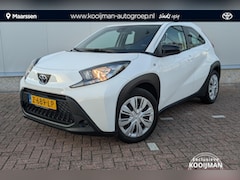 Toyota Aygo X - 1.0 VVT-i MT Play / Apple CarPlay/Android Auto / Camera achter / Groot scherm /