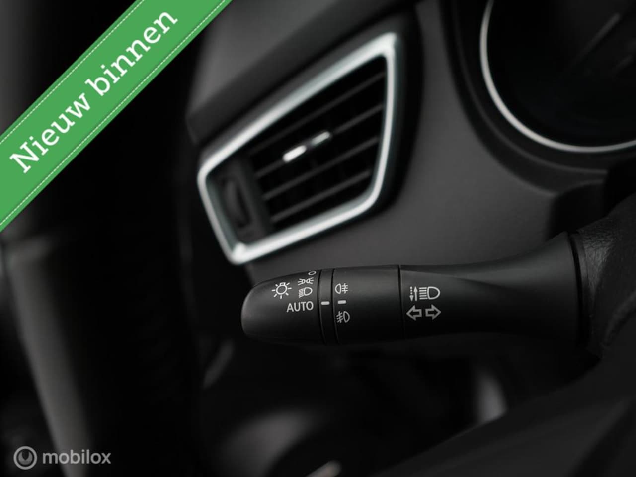 Nissan Qashqai - 1.2 N-Connecta *Design Pack, PANO, RIJKLAARPRIJS!*