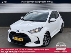 Toyota Yaris - 1.5 Hybrid Active Dynamic-special Nieuw geleverd, dealeronderhouden, Lichtmetalen velgen,