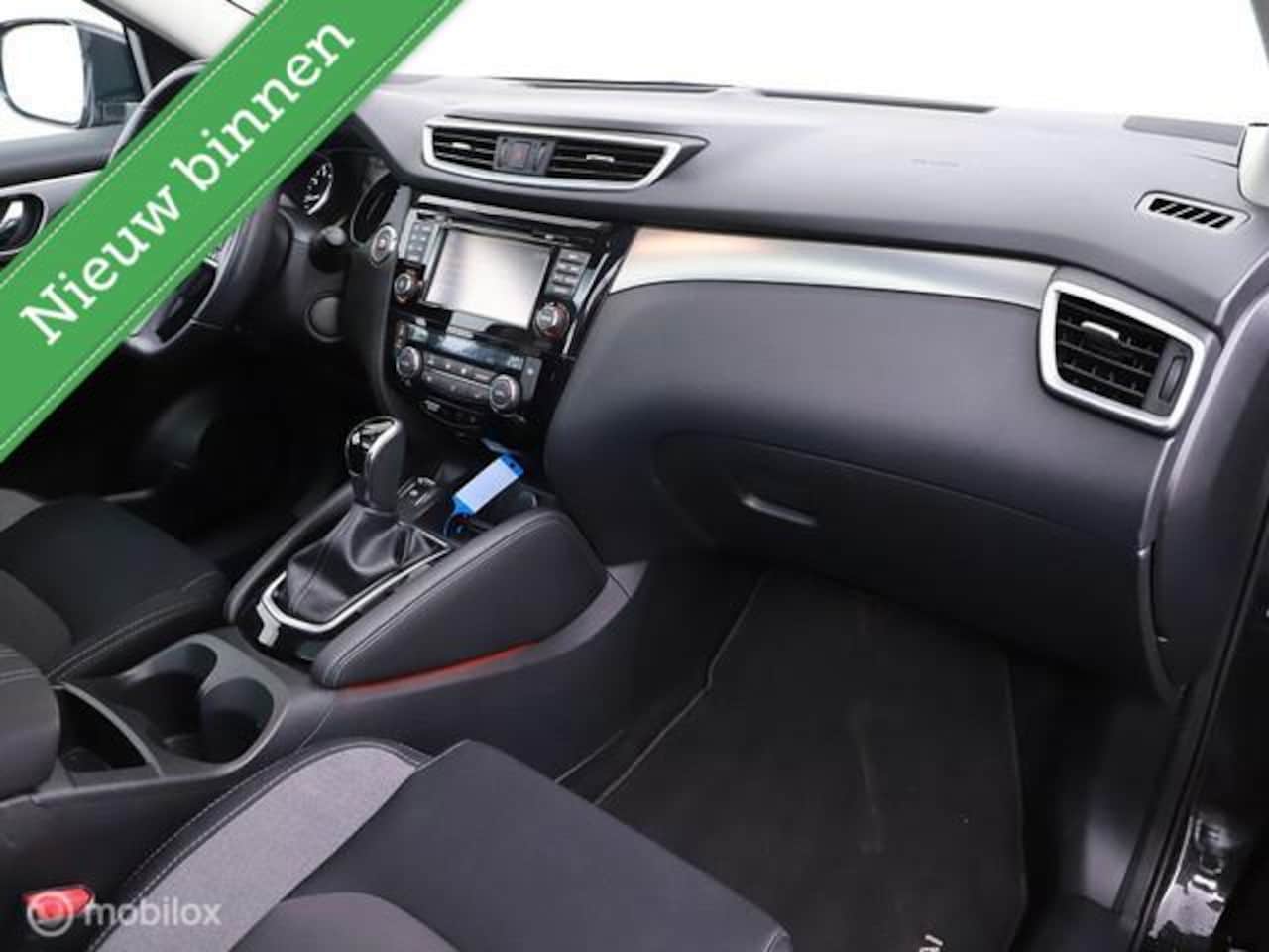 Nissan Qashqai - 1.2 N-Connecta *Design Pack, PANO, RIJKLAARPRIJS!*