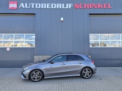Mercedes-Benz A-klasse - 200 AMG Line, Keyless Go, Pano, Camera, Sfeerverlichting, Enz