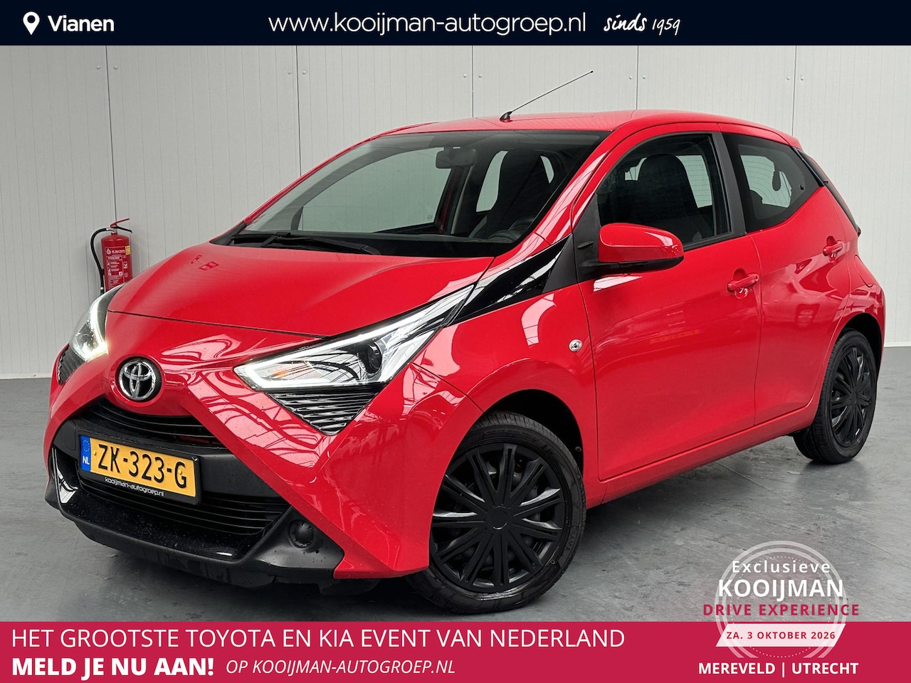 Toyota Aygo - 1.0 VVT-i x-play limited Dealer onderhouden, Apple Carplay & Trekhaak! - AutoWereld.nl
