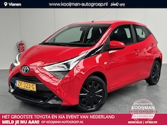 Toyota Aygo - 1.0 VVT-i x-play limited Dealer onderhouden, Apple Carplay & Trekhaak
