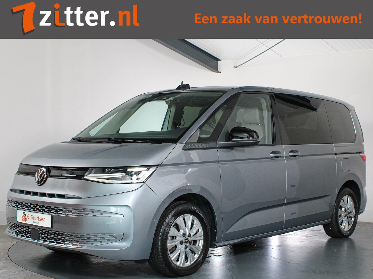 Volkswagen Multivan - 1.4 eHybrid L1H1 Style 1.4 eHybrid L1H1 Style, 7-Persoons, Trekhaak, Panoramadak, IQ light, - AutoWereld.nl