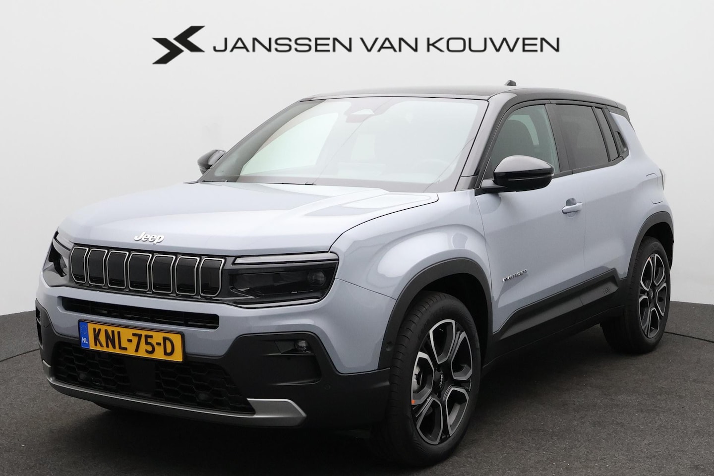Jeep Avenger - Summit 54 kWh Schuif/Kanteldak / Voorraad Voordeel / 2+6 Jr Garantie - AutoWereld.nl
