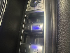 Mercedes-Benz E-klasse Estate - 250 Prestige Plus AMG-Line /Panorama dak/Head-Up/ 19” AMG/ Sfeerverl./Lane-assist