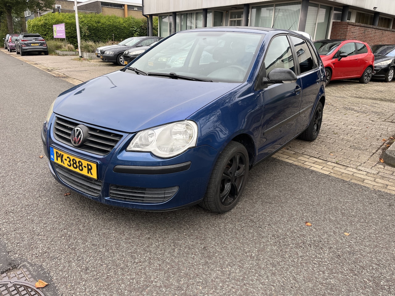 Volkswagen Polo - 1.2-12V Trendline 5 Deurs,Airco Nieuwe Apk 14-09-2027 - AutoWereld.nl